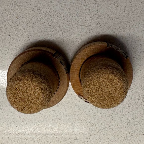 BOTANY BAY 2 Empty Rum Bottles from St. Thomas for Crafting - Picture 11 of 12